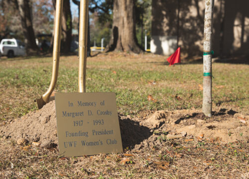 UWF celebrates Arbor Day with tree rededication ceremony in memory of Margaret Crosby