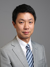 Dr. Aiqi Liu professional headshot.